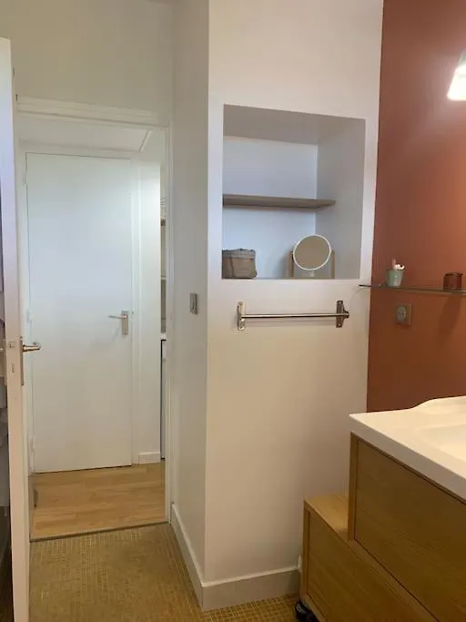 T1 Renove, Idealement Situe Grenoble 0*,  France